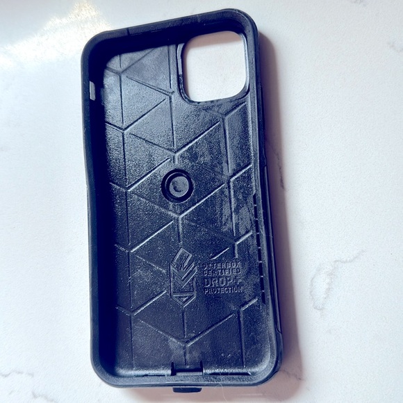 Otter box Commuter Case Iphone 11 ProMax - Picture 2 of 4